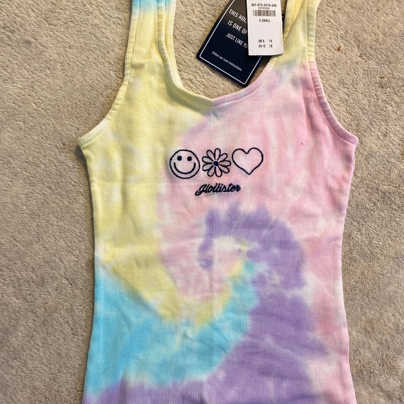 Hollister Girls Tank Tops (5) - Picture 5 of 7